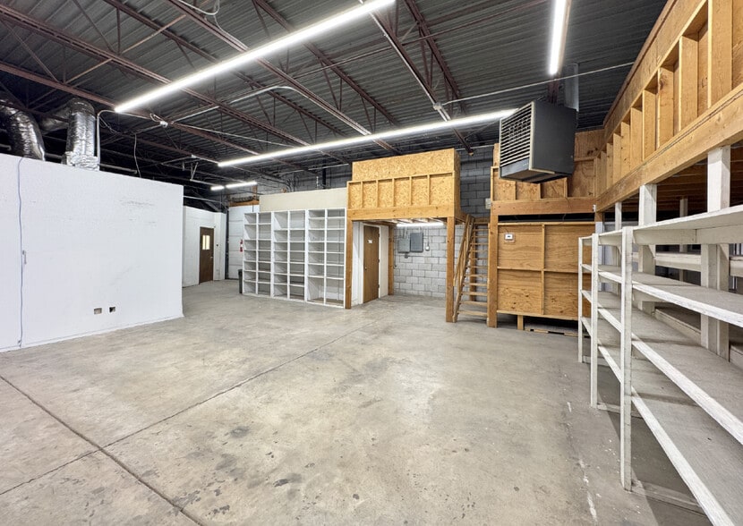 More Photos Of 9600 Bell Ave, Albuquerque Office For Sale