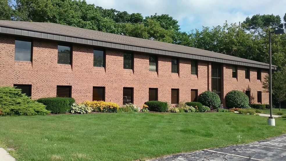 More Photos Of 20700 Watertown Rd, Waukesha Unknown For Lease