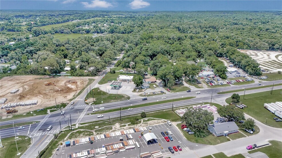 More Photos Of 5130 S Pine Ave, Ocala Auto Repair For Sale