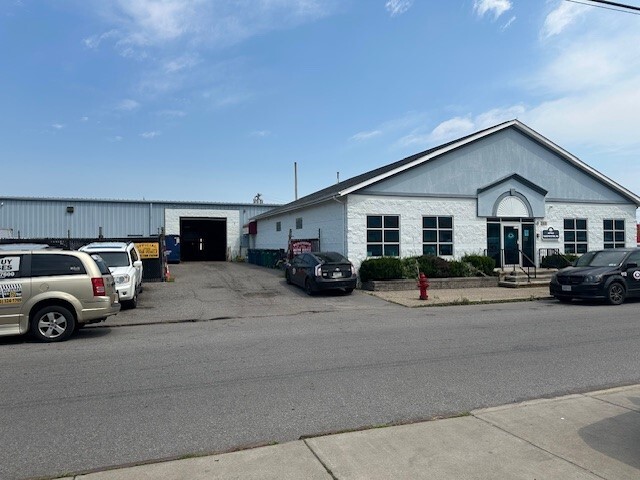 More Photos Of 289 Ramsdell Ave, Buffalo Warehouse For Sale