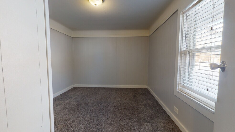 More Photos Of 8587-8615 Pontiac Lake Rd, White Lake Apartments For Sale