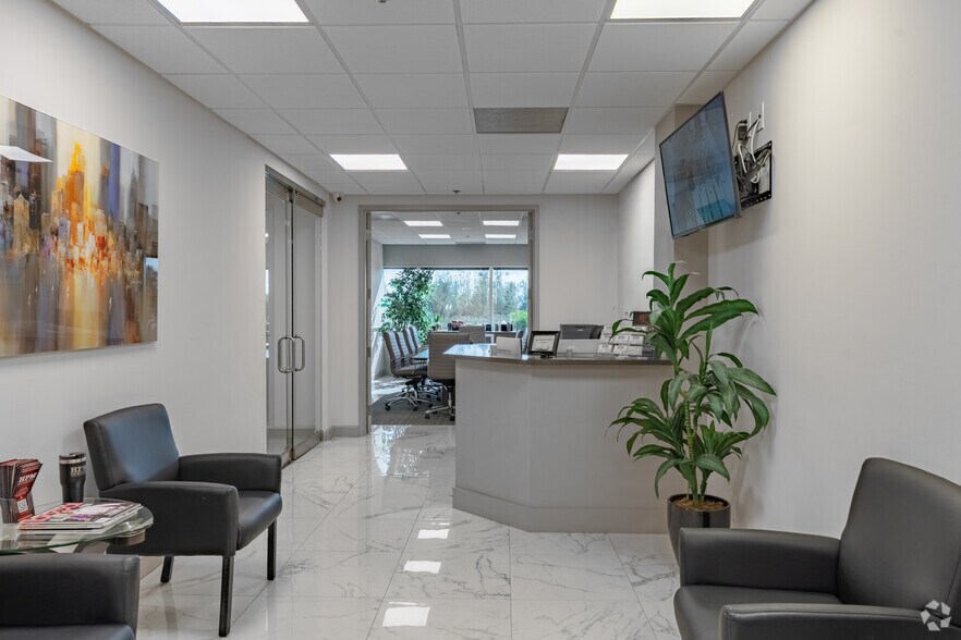 More Photos Of 2500 N Military Trl, Boca Raton Office For Lease