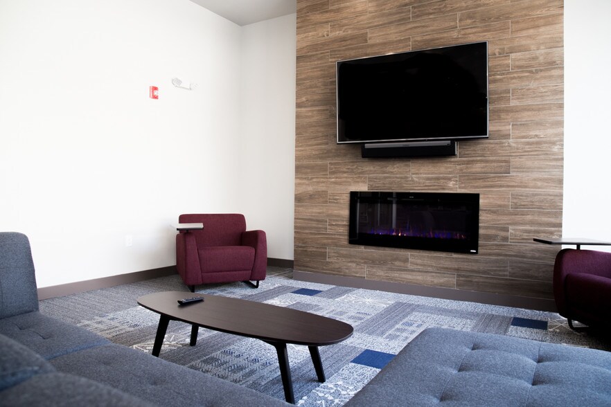 More Photos Of 649 Cherry St, Terre Haute Apartments For Lease