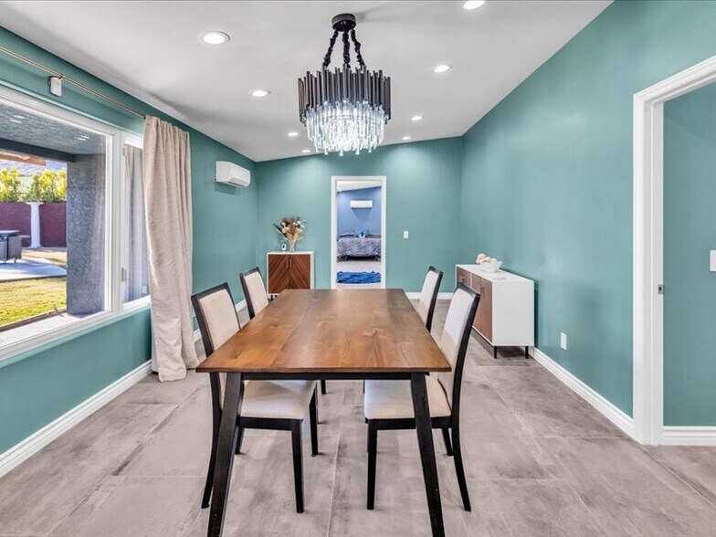 More Photos Of 535 S Warm Sands Dr, Palm Springs Hotel For Sale