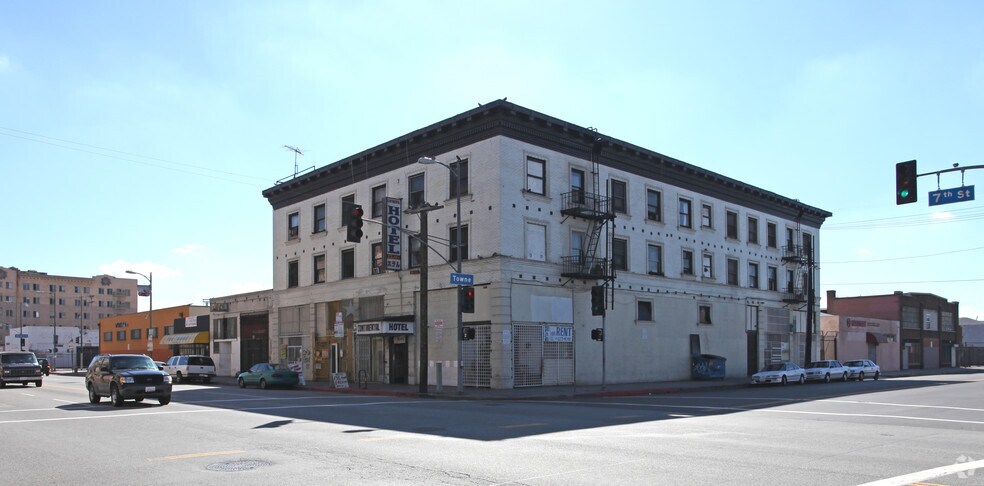 Primary Photo Of 802 E 7th St, Los Angeles Hotel For Sale