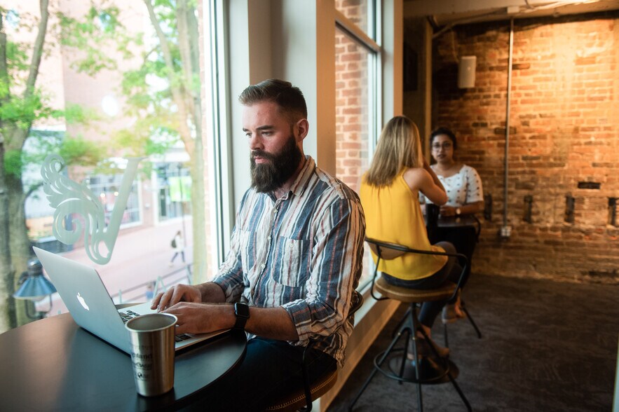 More Photos Of 300 E Main St, Charlottesville Coworking Space
