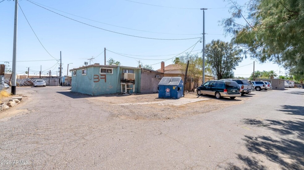 More Photos Of 2735 W Van Buren St, Phoenix Service For Sale