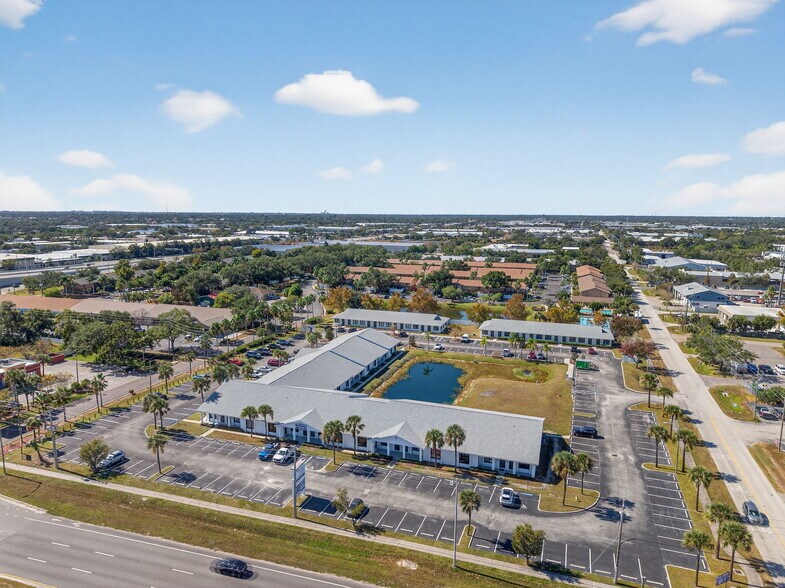 More Photos Of 11350 66th St, Largo Office Residential For Lease