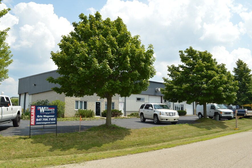 More Photos Of 5390-5400 Fieldstone Way, Johnsburg Warehouse For Sale