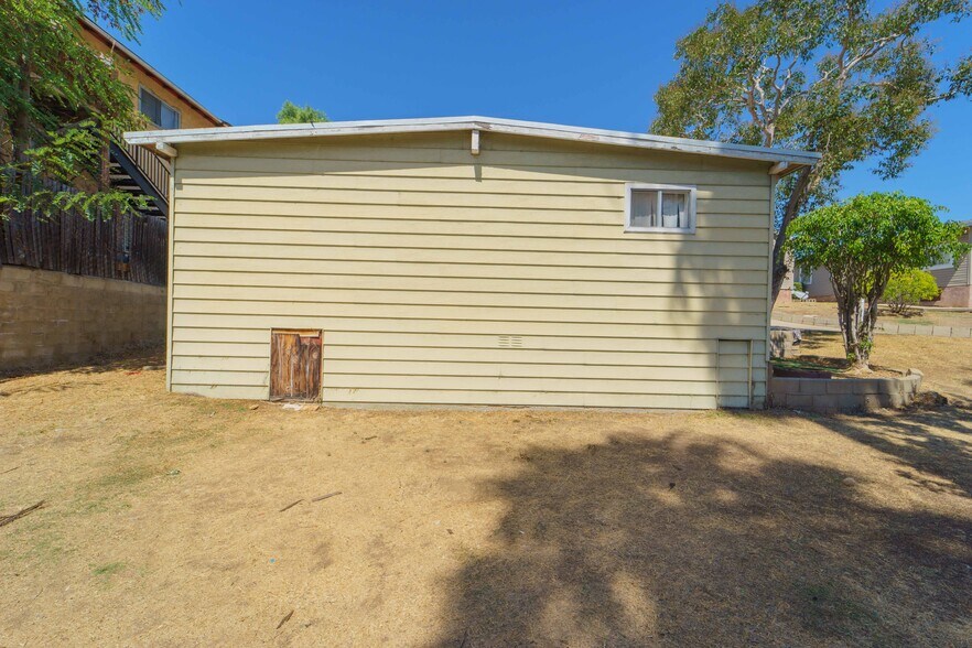 More Photos Of 1202-1216 E 7th St, National City Apartments For Sale