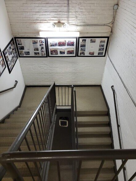 More Photos Of 1601 N Jessup St, Wilmington Manufacturing For Sale