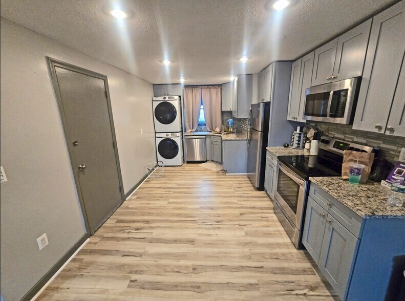 More Photos Of 131-155 River St, West Springfield Apartments For Sale