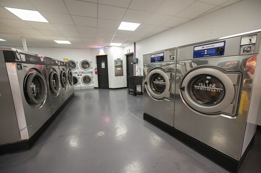 More Photos Of 704 Utica St, Oriskany Specialty For Sale