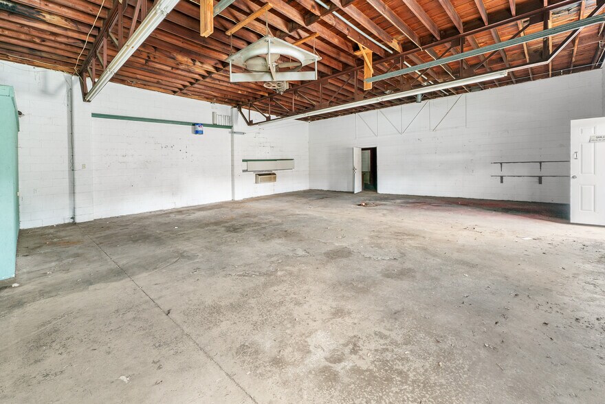 More Photos Of 27179 US Highway 80 W, Portal Industrial For Sale