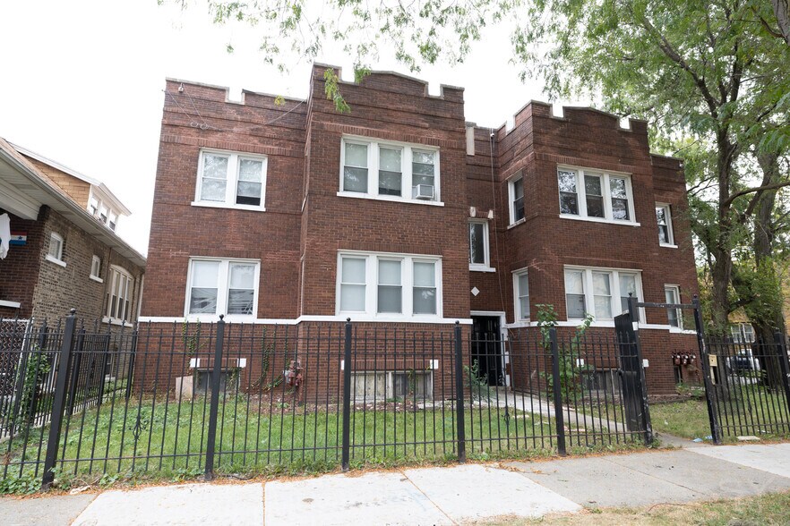 More Photos Of 6357 S Mozart St, Chicago Apartments For Sale