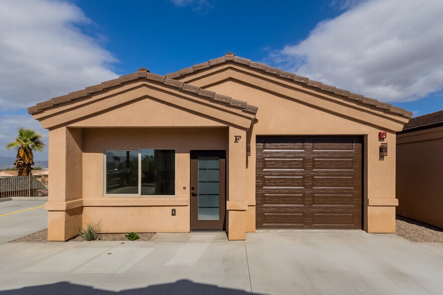 More Photos Of 2786 McCulloch N blvd, Lake Havasu City Multifamily For Sale