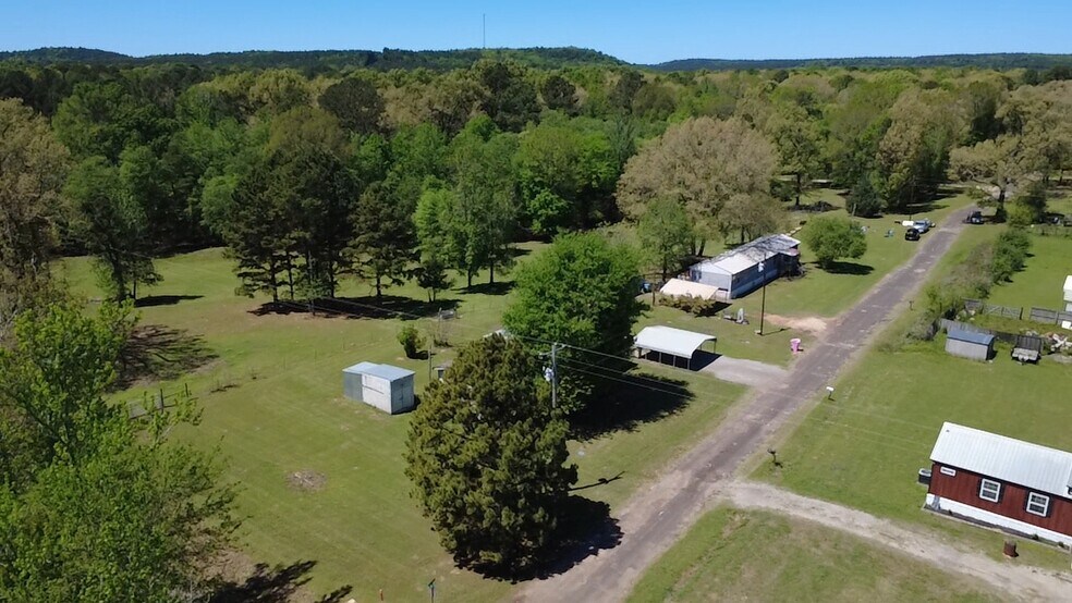 More Photos Of 8719 Pearson Rd, Ore City Warehouse For Sale