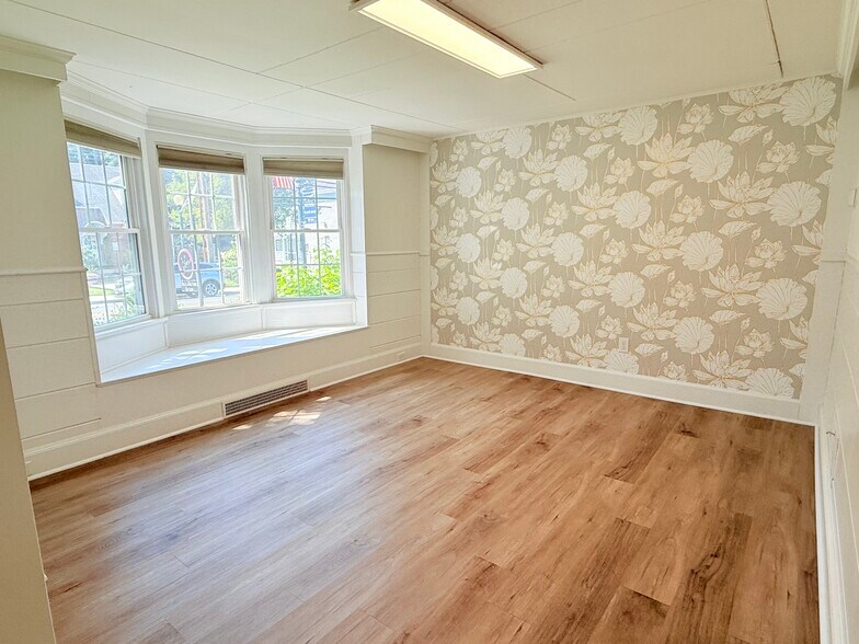 More Photos Of 155 Greenwood Ave, Bethel Unknown For Lease