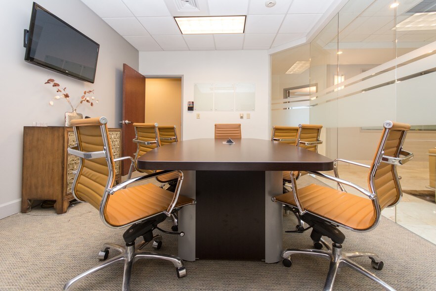 Photo of 15th Floor Ste 