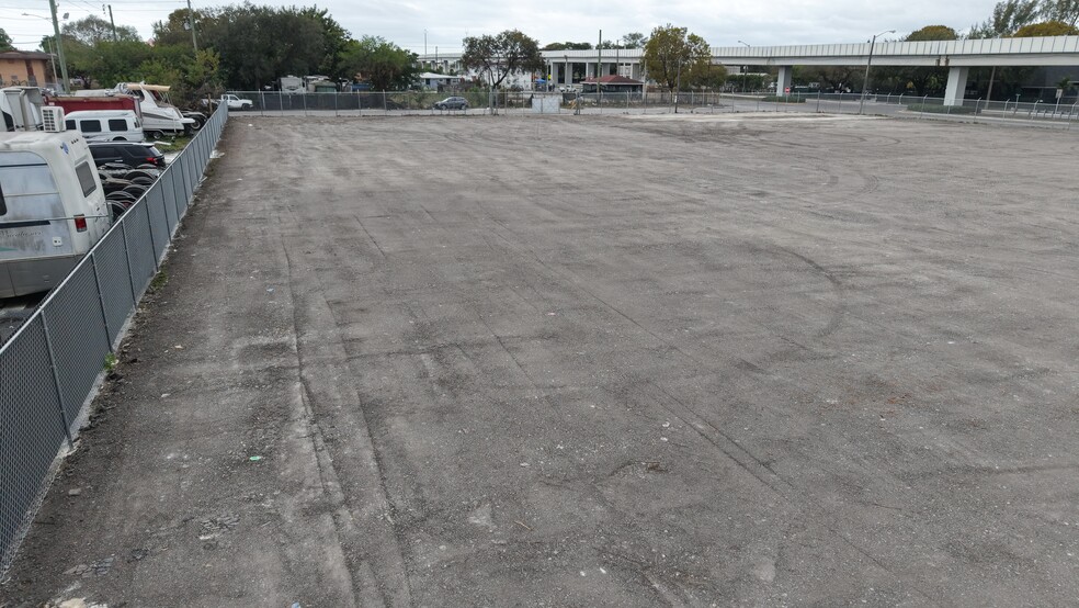 More Photos Of 6901 NW 26th Ave, Miami Land For Lease