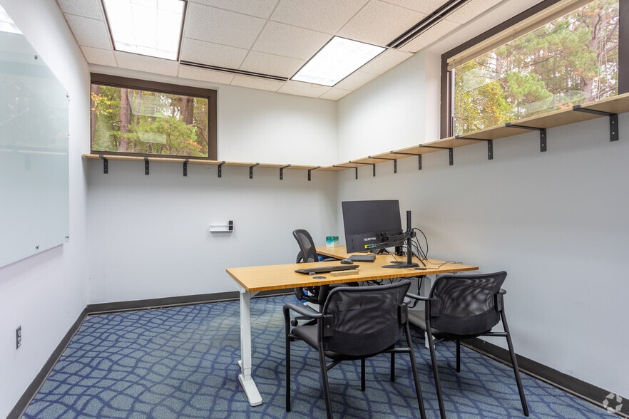 More Photos Of 2 Triangle Dr, Research Triangle Park Flex For Lease