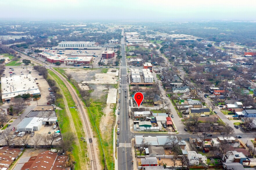More Photos Of 2607 E 5th St, Austin Religious Facility For Sale