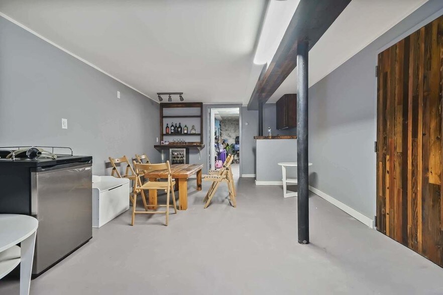 More Photos Of 78-04 67th Dr, Middle Village Storefront Retail Office For Sale