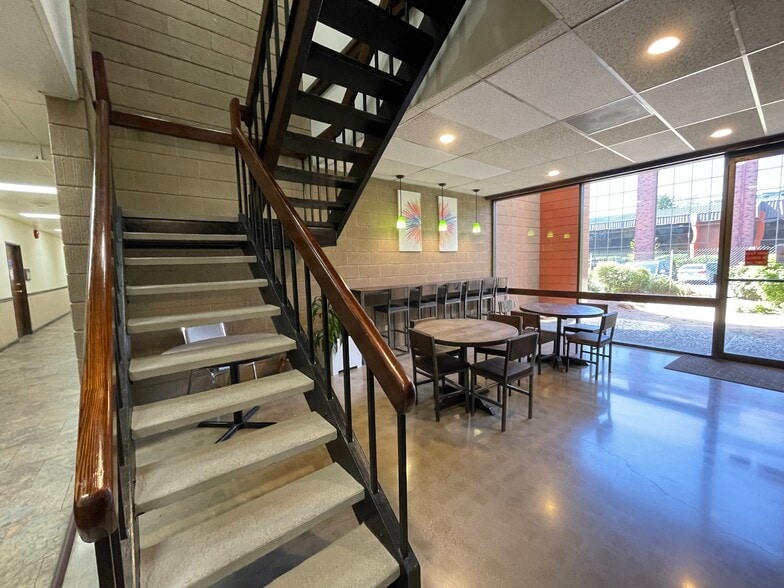 More Photos Of 1005 Terminal Way, Reno Office For Lease