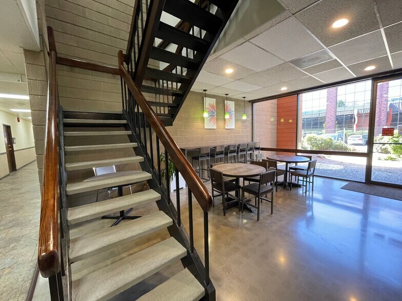 More Photos Of 1005 Terminal Way, Reno Office For Lease