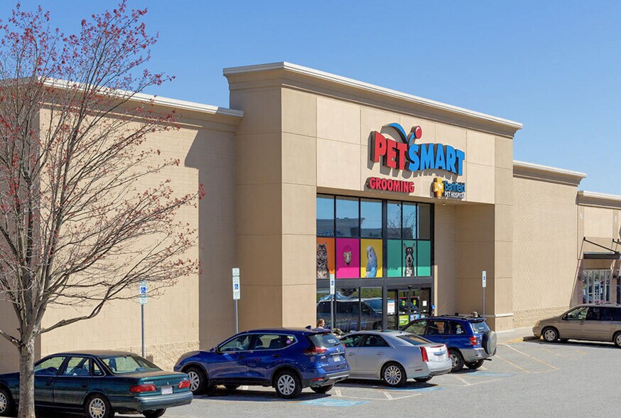 More Photos Of 360-430 E Hanes Mill Rd, Winston-Salem Unknown For Lease