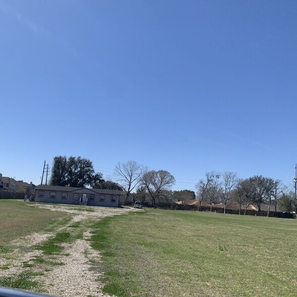 More Photos Of 7813 Clodine Rd, Houston Land For Sale