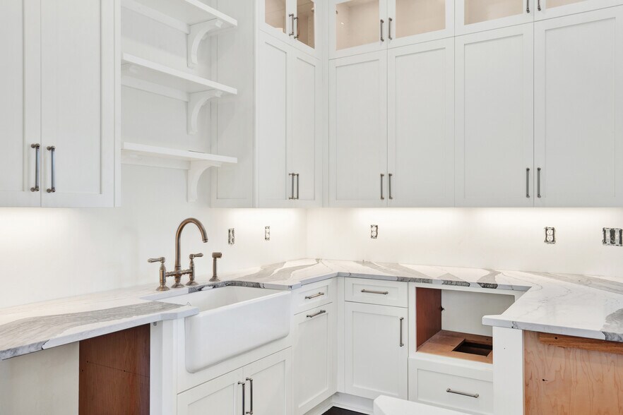 More Photos Of 104 17th st, Tybee Island Apartments For Sale