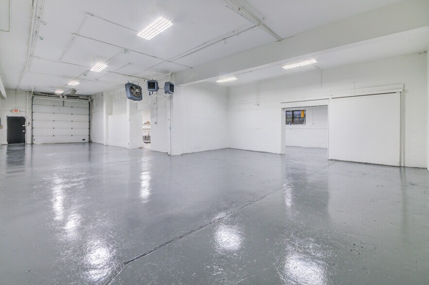 More Photos Of 46-48 Lafayette Ave, New Rochelle Warehouse For Lease