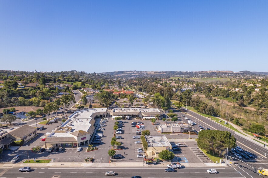 More Photos Of 28971-28991 Golden Lantern, Laguna Niguel Unknown For Lease