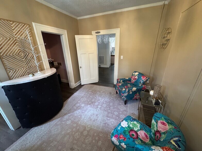 More Photos Of 110 W Adair St, Valdosta Office For Sale