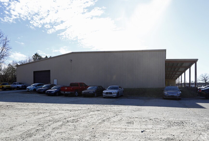 More Photos Of 401 Broad St, Fuquay-Varina Manufacturing For Lease