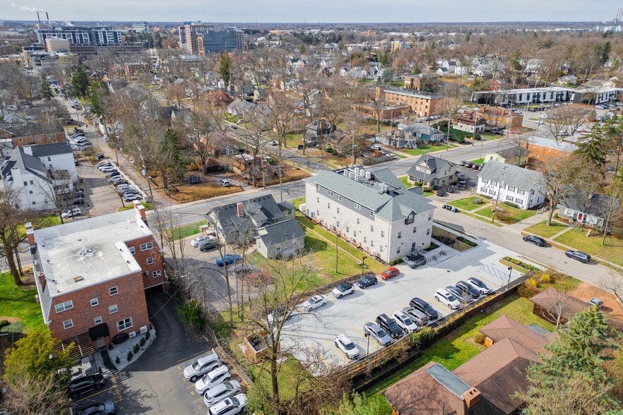 More Photos Of 241 Louis St, East Lansing Apartments For Sale