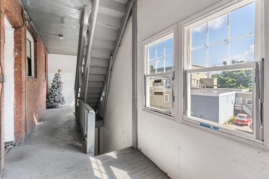 More Photos Of 338-340 Main St, Southbridge Apartments For Sale