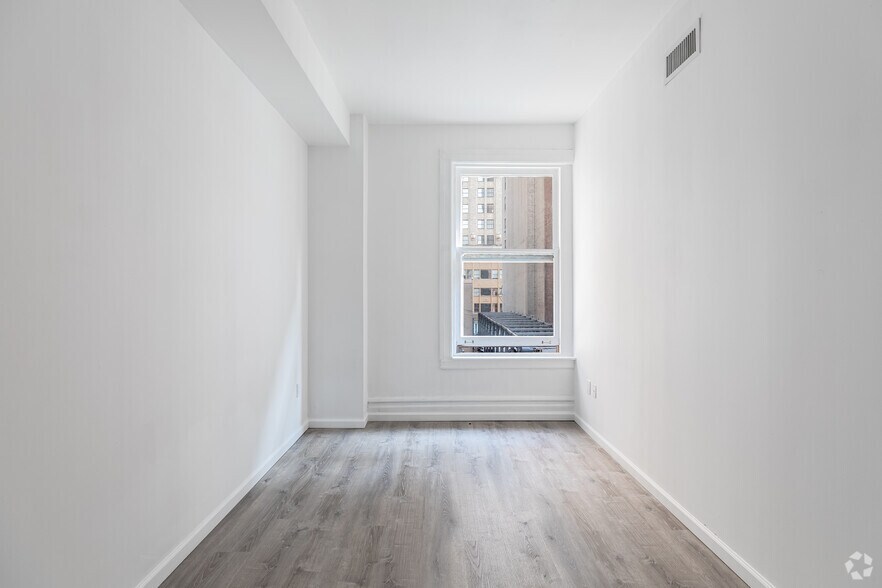 More Photos Of 11-15 Clinton St, Newark Apartments For Lease