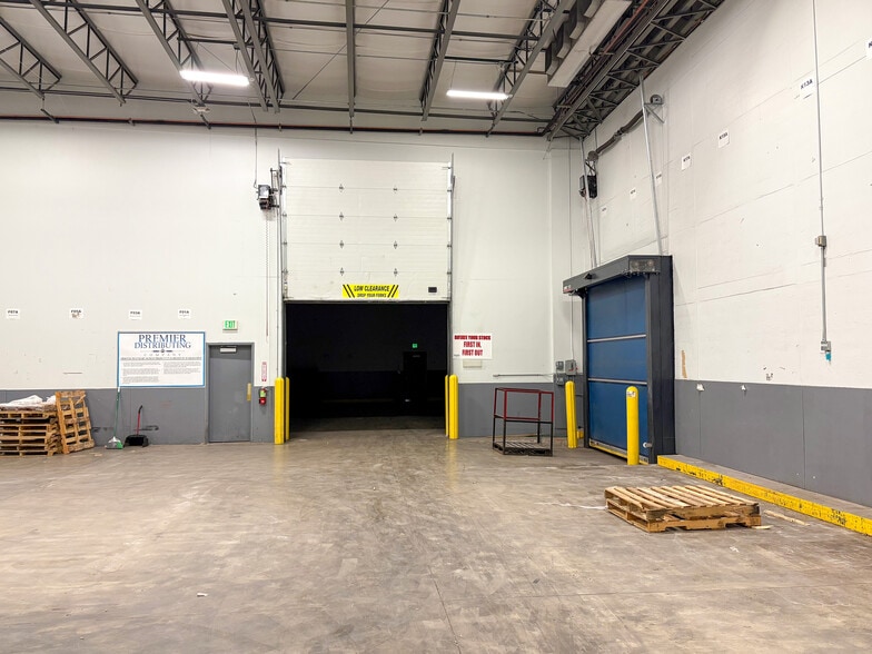 More Photos Of 2680 Sawmill Rd, Santa Fe Distribution For Sale