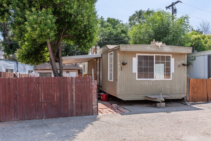More Photos Of 22113 Grand Terrace Rd, Grand Terrace Manufactured Housing Mobile Home Park For Sale