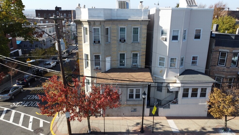 More Photos Of 1701 Central Ave, Union City Apartments For Sale