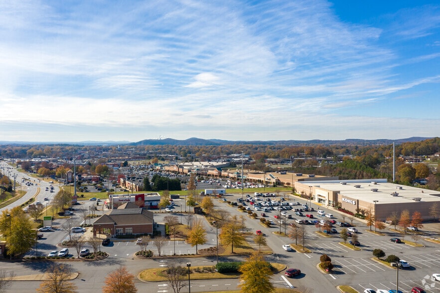 More Photos Of 600 E Main St, Cartersville Unknown For Lease