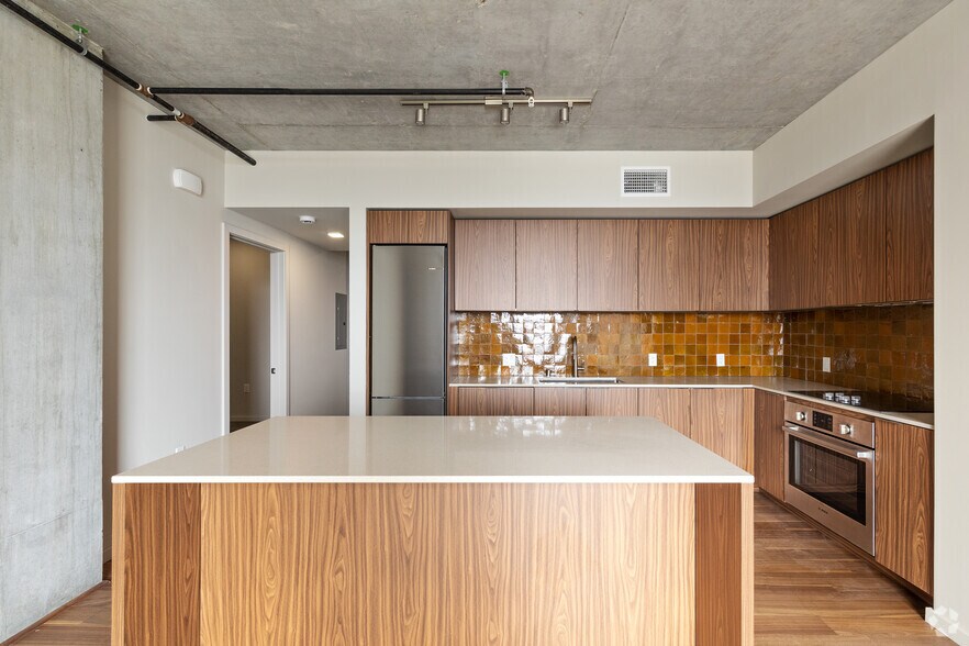 More Photos Of 2710 3rd Ave, San Diego Apartments For Sale