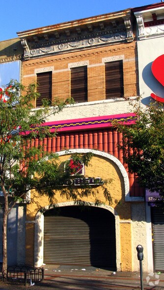 More Photos Of 5729 Myrtle Ave, Flushing Fast Food For Sale