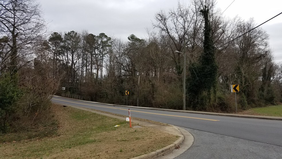 More Photos Of 585 N Fairground St, Marietta Land For Sale