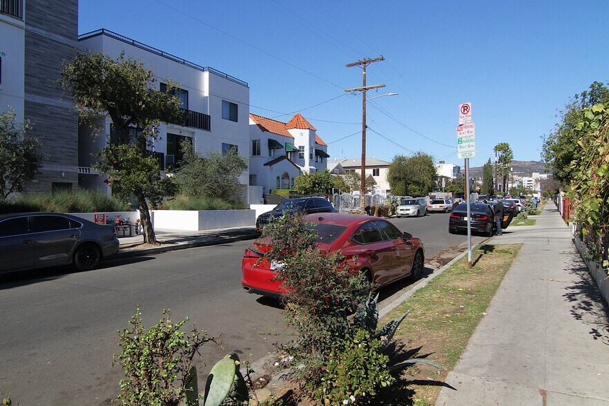 More Photos Of 1108 N Kenmore Ave, Los Angeles Storefront Retail Residential For Sale