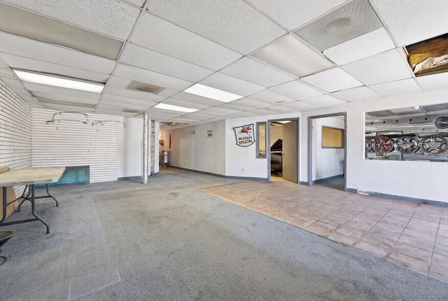 More Photos Of 8 Federal Blvd, Denver Unknown For Lease
