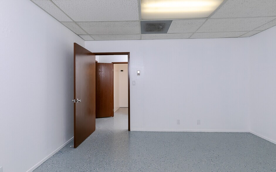 More Photos Of 24630-24688 Redlands Blvd, Loma Linda Storefront For Sale