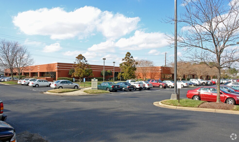 More Photos Of 1400 Crossways Blvd, Chesapeake Medical For Lease